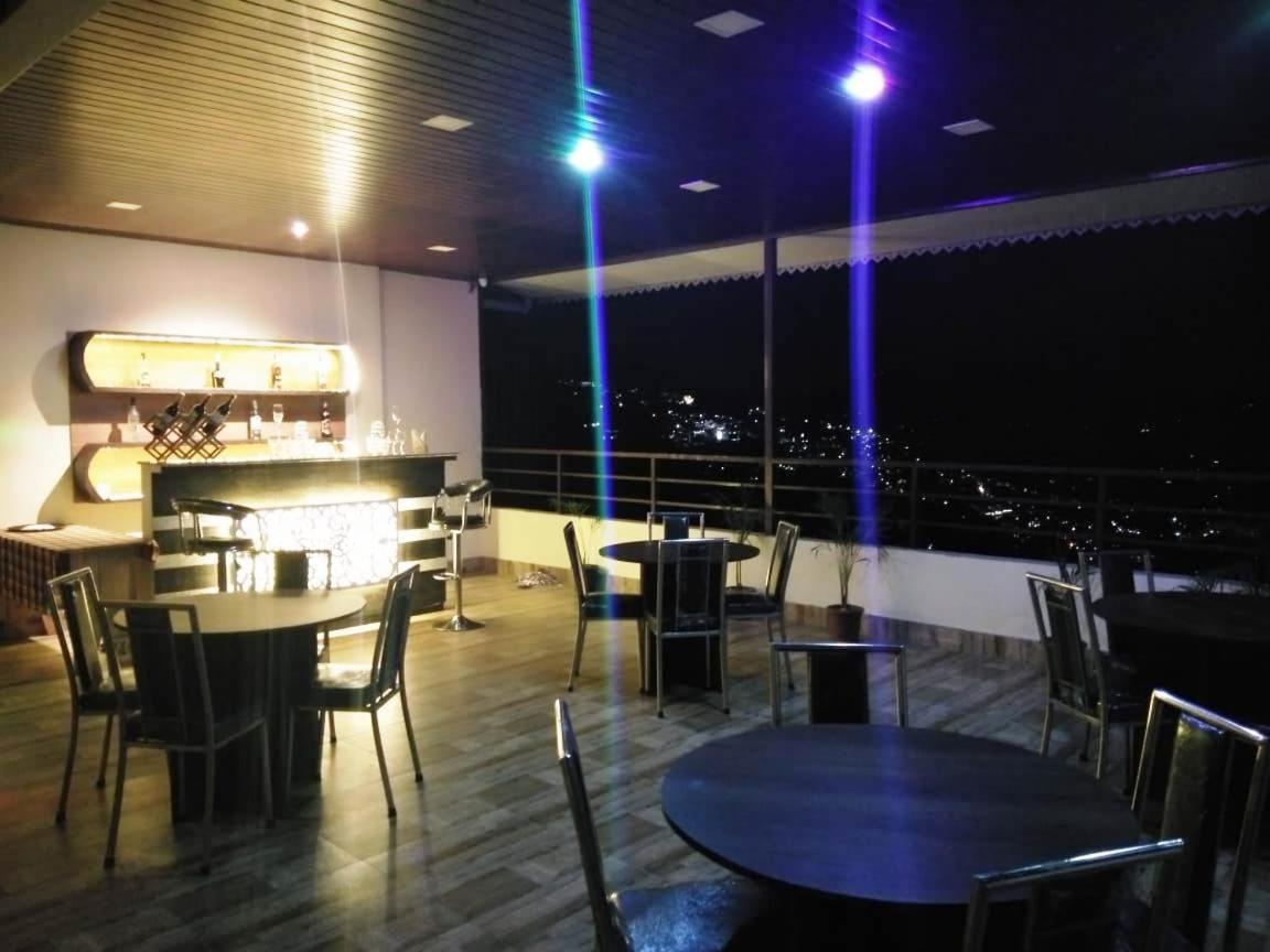 Aurora Gangtok Hotel Bagian luar foto